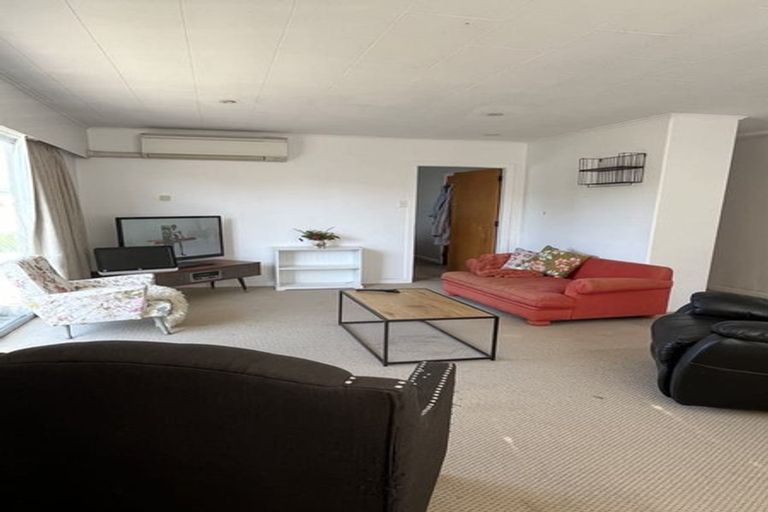 Photo of property in 2/13 Nugent Street, Bell Block, New Plymouth, 4312