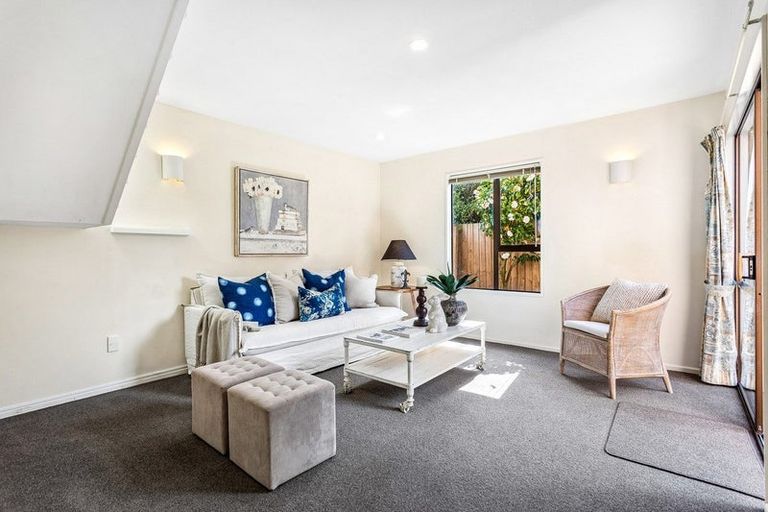 Photo of property in 2/46 Brockworth Place, Riccarton, Christchurch, 8011