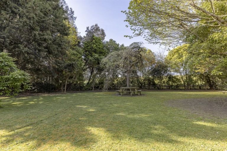 Photo of property in 570 Ashhurst Road, Ashhurst, Palmerston North, 4470