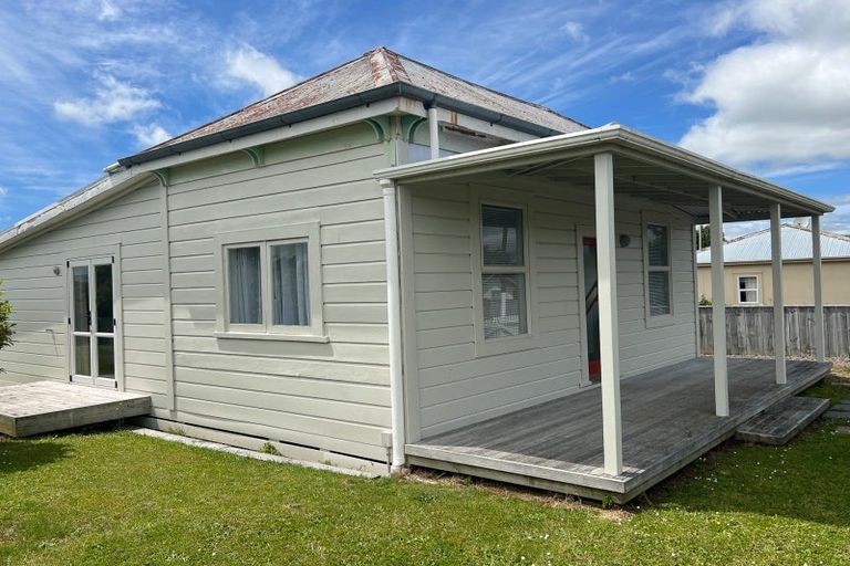 Photo of property in 19 London Street, Dannevirke, 4930