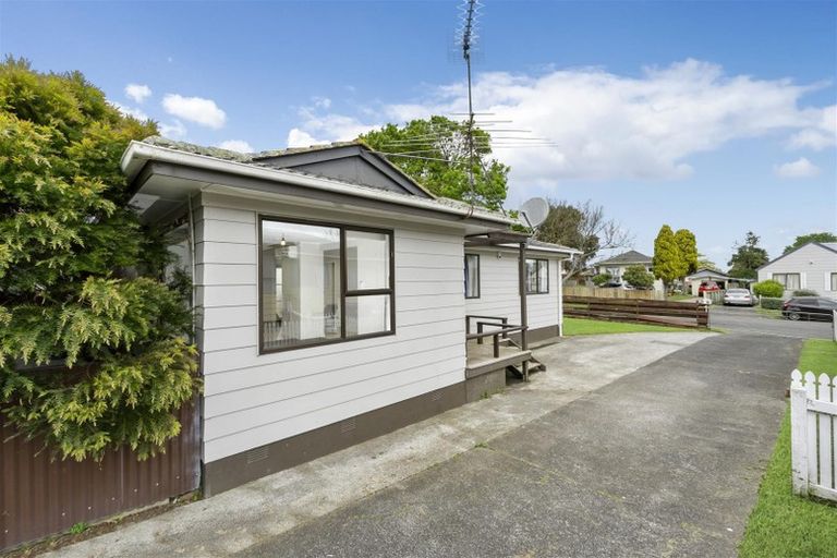 Photo of property in 18 Balloch Street, Randwick Park, Auckland, 2105