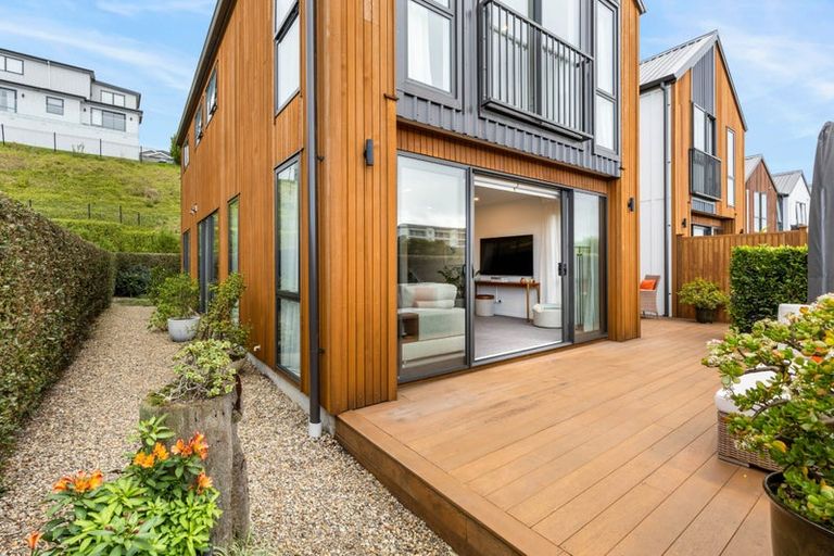 Photo of property in 66 Arran Point Parade, Orewa, 0931