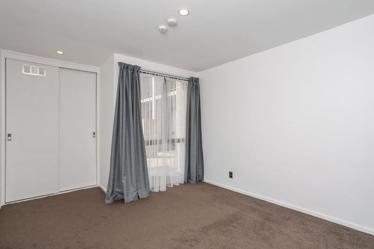 Photo of property in 10/868 Colombo Street, Christchurch Central, Christchurch, 8013