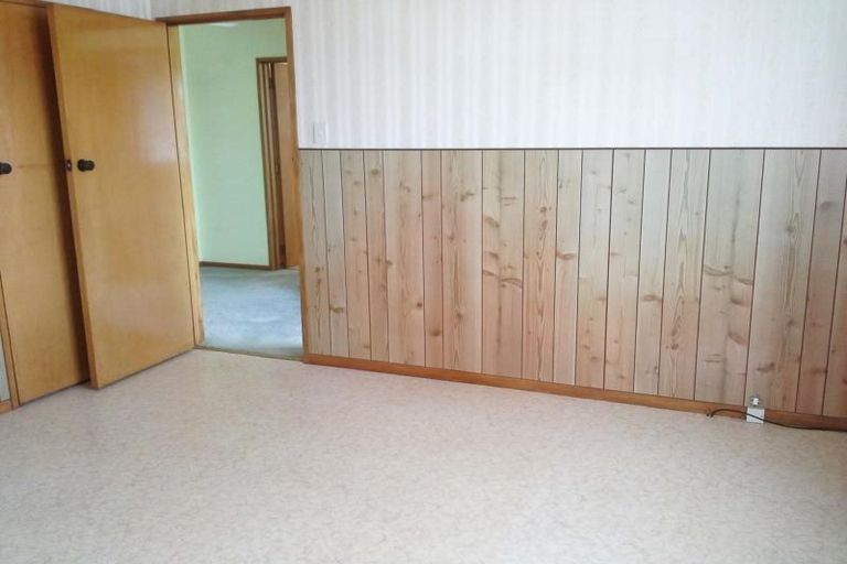 Photo of property in 16 Rangitake Drive, Spotswood, New Plymouth, 4310