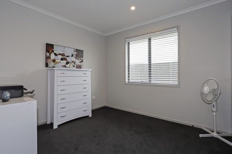 Photo of property in 24 Harding Drive, Papamoa Beach, Papamoa, 3118