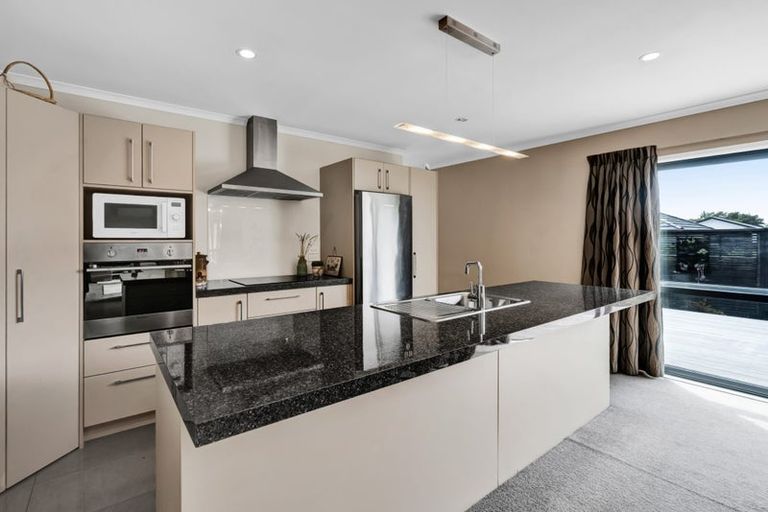 Photo of property in 18b Estate Grove, Inglewood, 4330