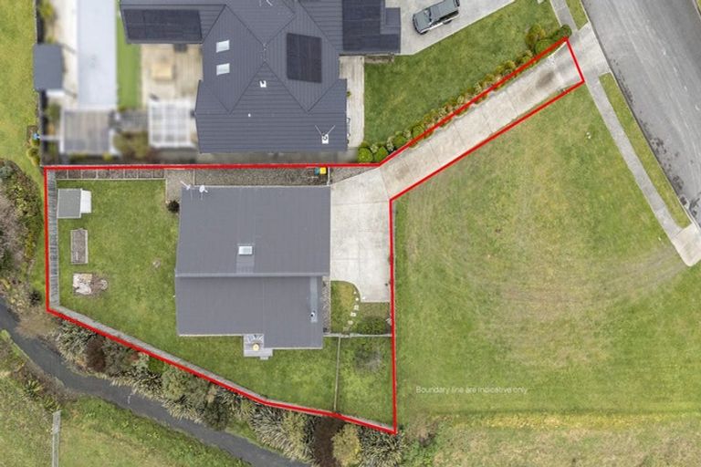 Photo of property in 42 Feist Street, Carterton, 5713
