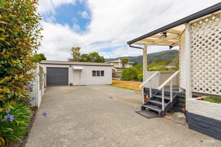 Photo of property in 25 Maclaren Street, Maymorn, Upper Hutt, 5018