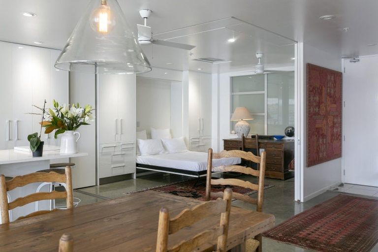 Photo of property in 10/2 Lowell Place, Waipahihi, Taupo, 3330