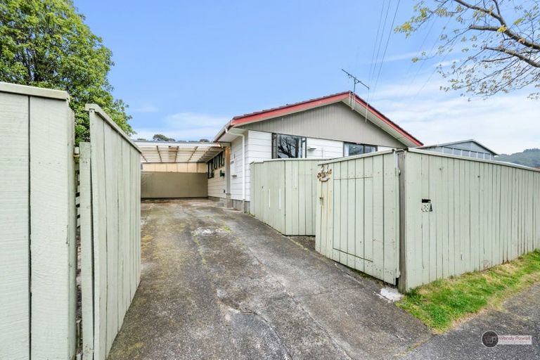 Photo of property in 68a Gemstone Drive, Birchville, Upper Hutt, 5018