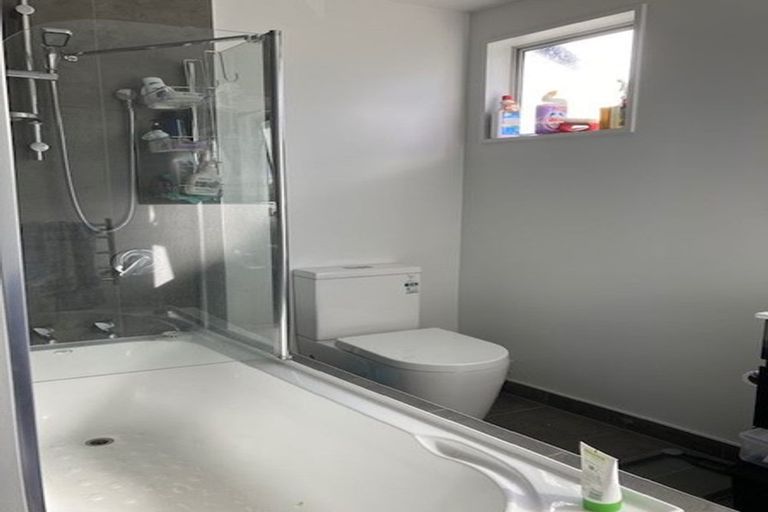 Photo of property in 1/20b Hillsborough Terrace, Hillsborough, Christchurch, 8022