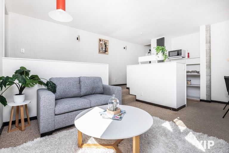 Photo of property in 89 Black Rock Road, Newlands, Wellington, 6037