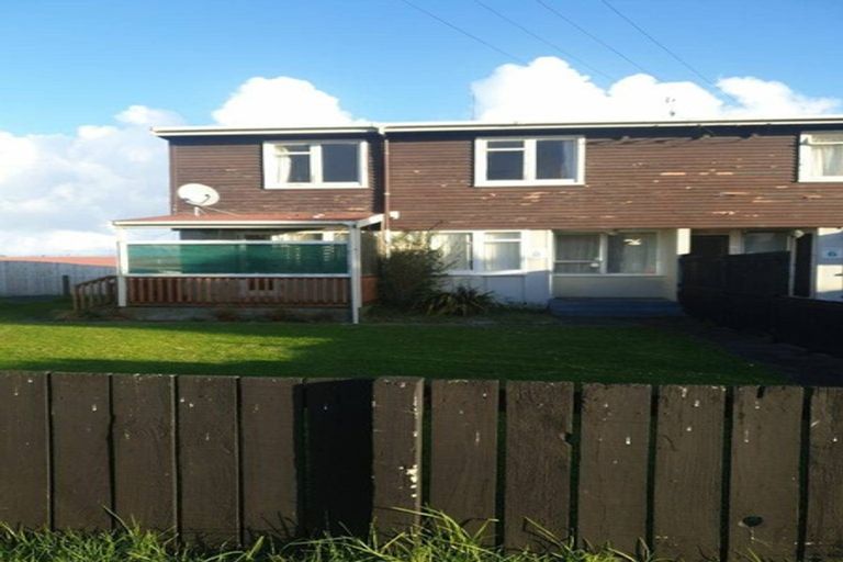 Photo of property in 8 Matipo Street, Castlecliff, Whanganui, 4501