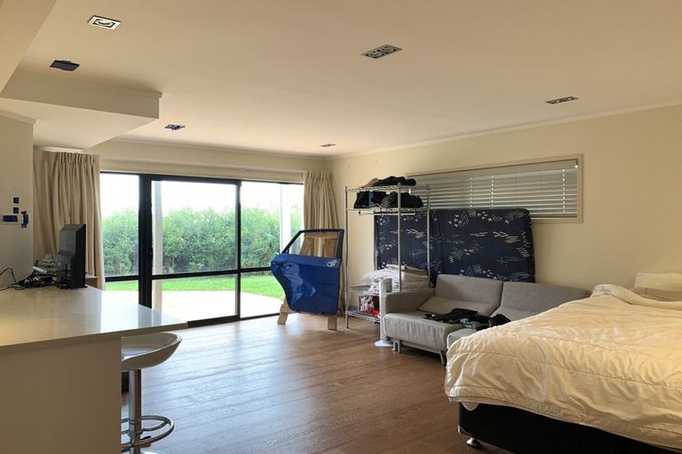 Photo of property in 56 Onetaunga Road, Chatswood, Auckland, 0626