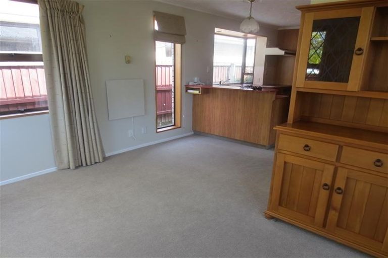Photo of property in 5 Cowes Street, Avondale, Christchurch, 8061