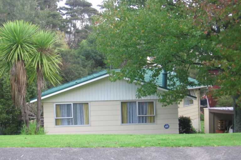Photo of property in 53 Brunner Road, Glen Eden, Auckland, 0602