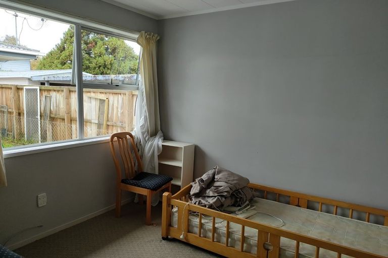 Photo of property in 156 Sunnynook Road, Sunnynook, Auckland, 0620