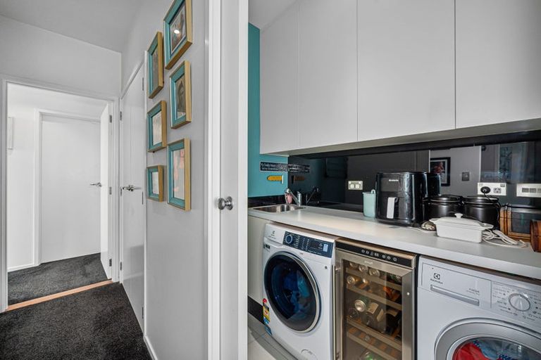Photo of property in Sentinel Apartments, 2402/3 Northcroft Street, Takapuna, Auckland, 0622