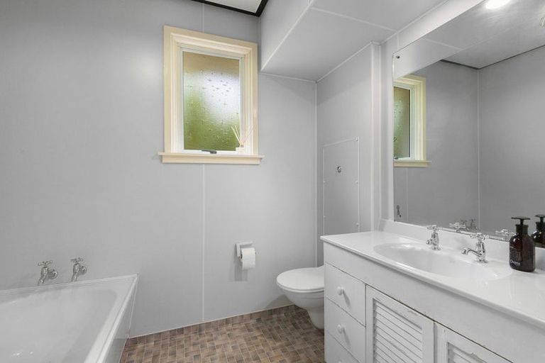 Photo of property in 54 Balmacewen Road, Maori Hill, Dunedin, 9010