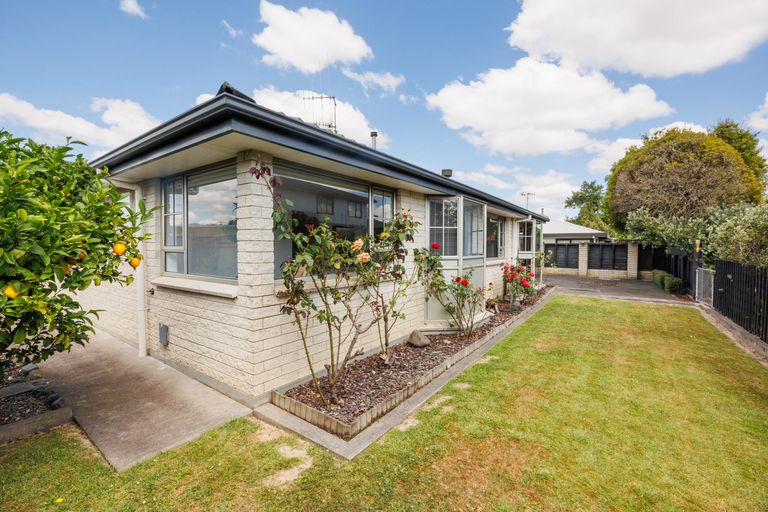 Photo of property in 73a Langley Avenue, Milson, Palmerston North, 4414