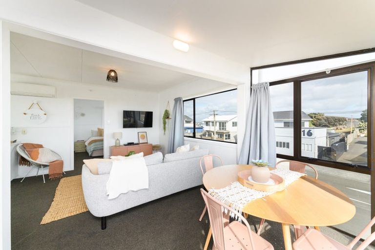 Photo of property in 21 Ocean Beach Street, Foxton Beach, Foxton, 4815