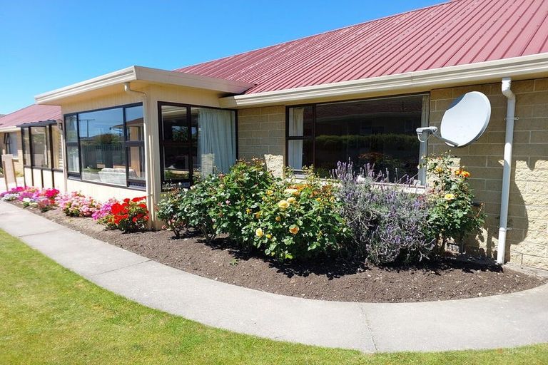 Photo of property in 35 Innes Street, Waimate, 7924