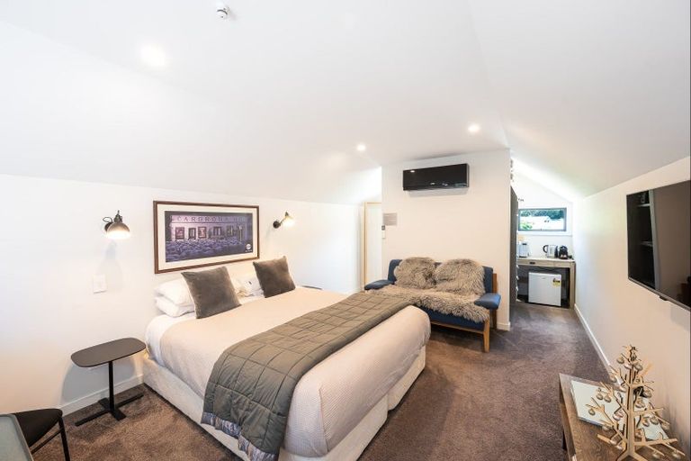 Photo of property in 672 Aubrey Road, Wanaka, 9305