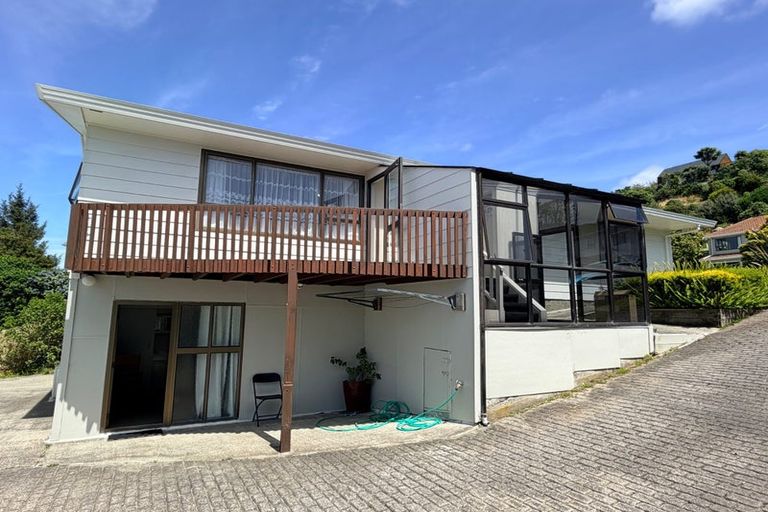 Photo of property in 53b Fyvie Avenue, Tawa, Wellington, 5028