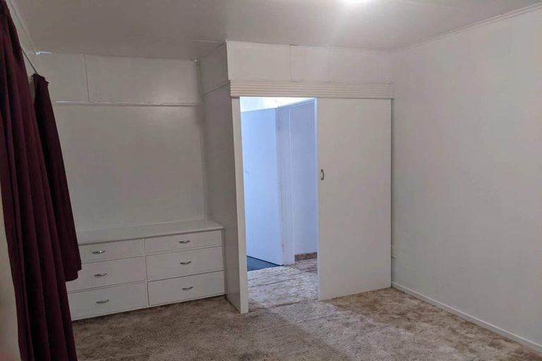 Photo of property in 166 Carrington Street, Lower Vogeltown, New Plymouth, 4310