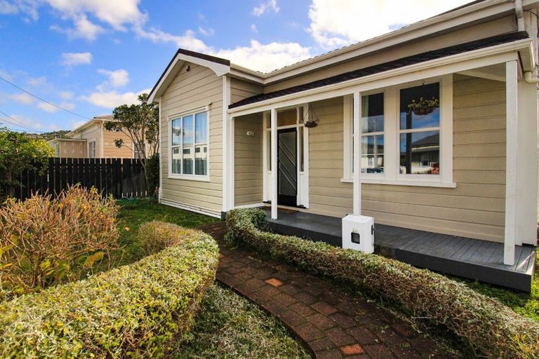 Photo of property in 3 Central Terrace, Alicetown, Lower Hutt, 5010