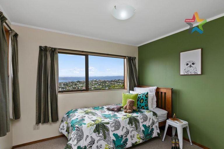 Photo of property in 18 Kilsyth Street, Karori, Wellington, 6012