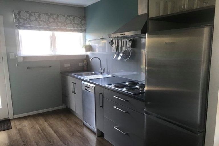 Photo of property in 22 Lake Avenue, Frankton, Queenstown, 9300