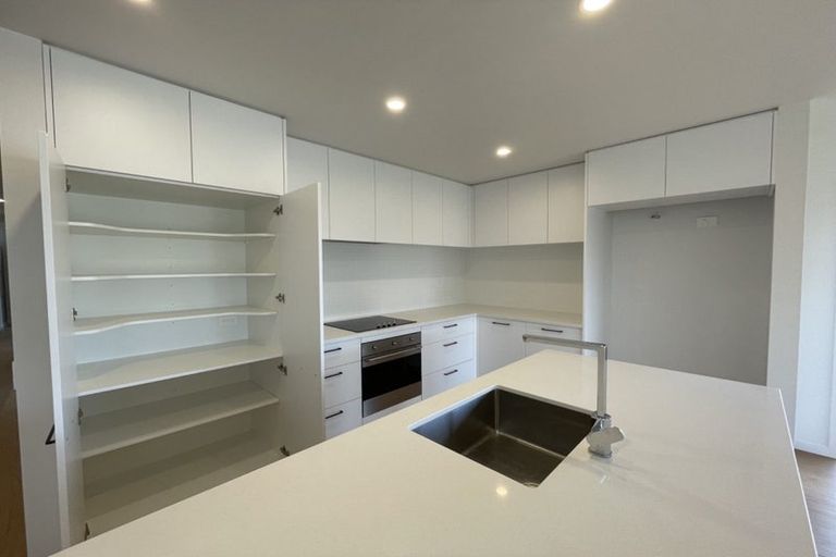 Photo of property in 25 Paihere Street, Huapai, Kumeu, 0810