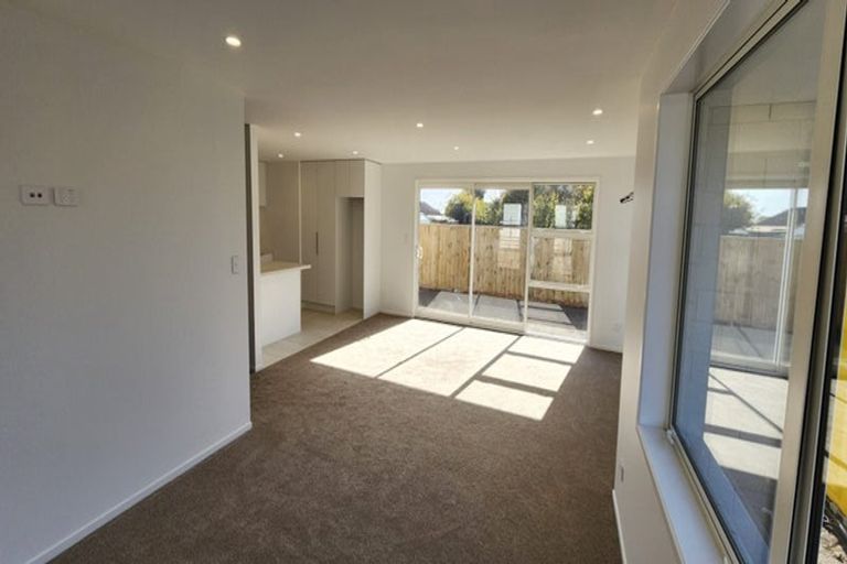 Photo of property in 33a Upjohn Street, Brooklands, New Plymouth, 4310