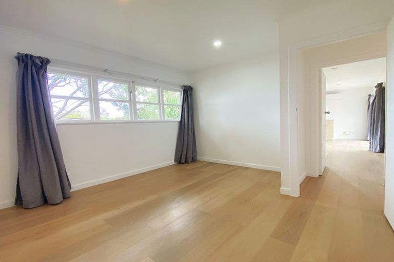 Photo of property in 1/8a Bracken Avenue, Takapuna, Auckland, 0622