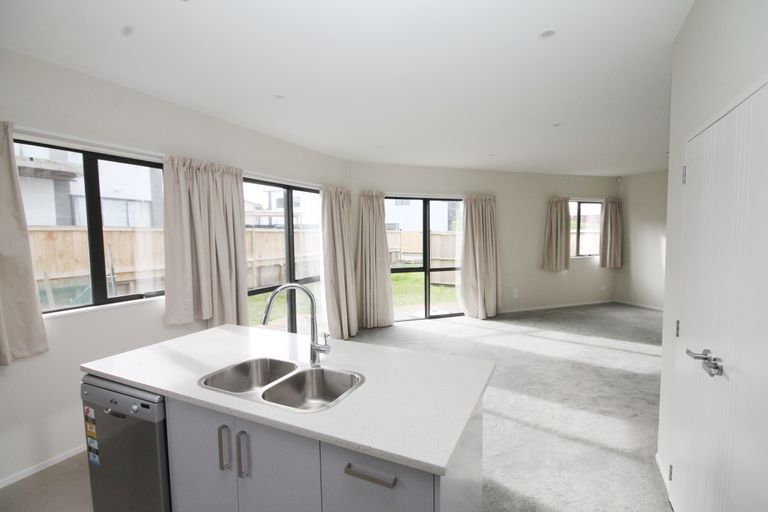 Photo of property in 13/79 Ranfurly Road, Alfriston, Auckland, 2105