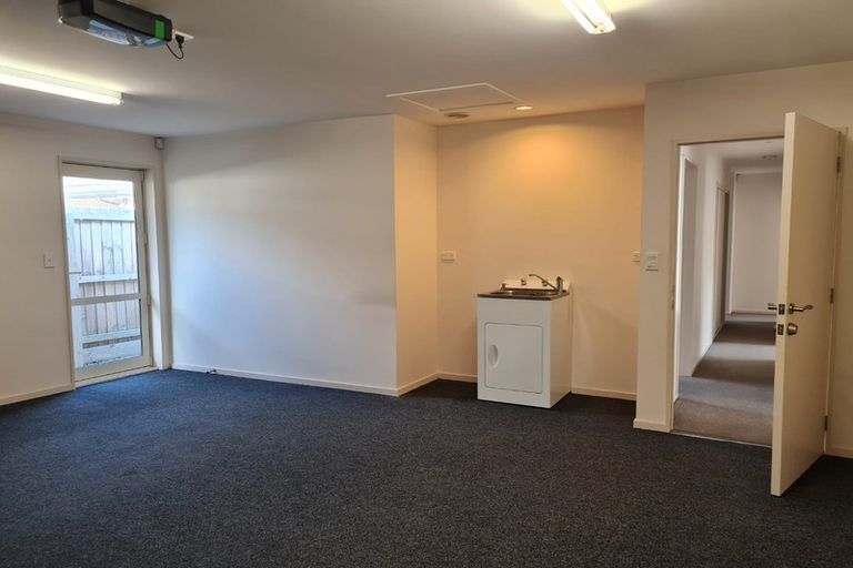 Photo of property in 8 Rollin Street, Heathcote Valley, Christchurch, 8022