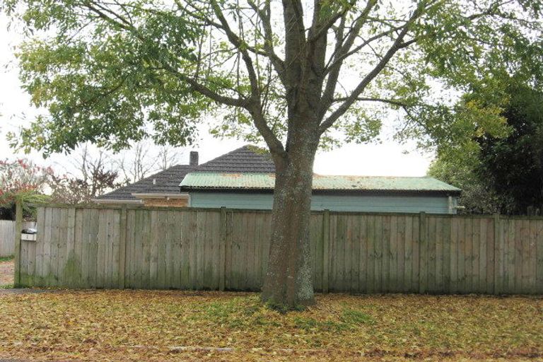 Photo of property in 1a Hockin Place, Fairfield, Hamilton, 3214