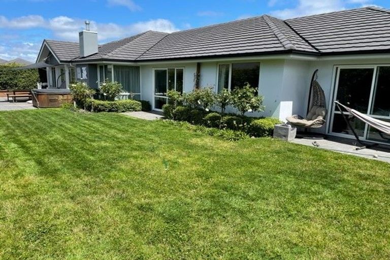 Photo of property in 12 Westpark Drive, Burnside, Christchurch, 8053
