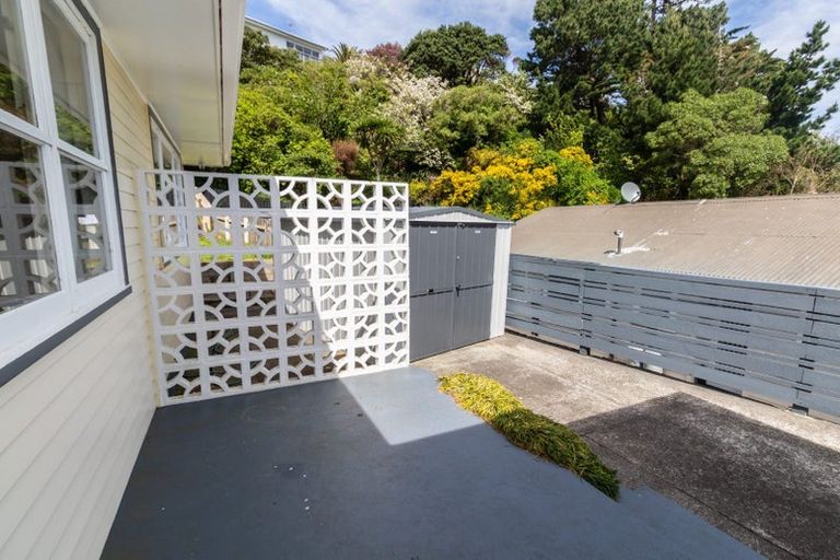 Photo of property in 19 Montreal Grove, Kingston, Wellington, 6021