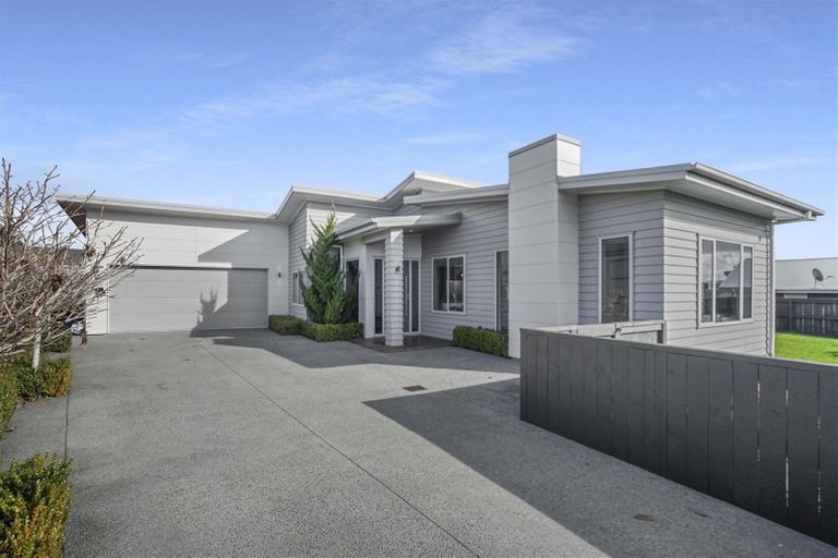 Photo of property in 10 Rigg Place, Flagstaff, Hamilton, 3210