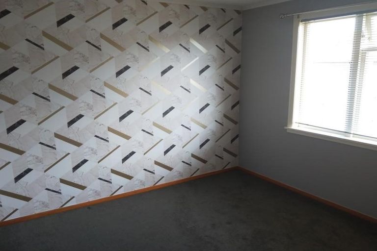 Photo of property in 19 Pembroke Street, Highbury, Palmerston North, 4412