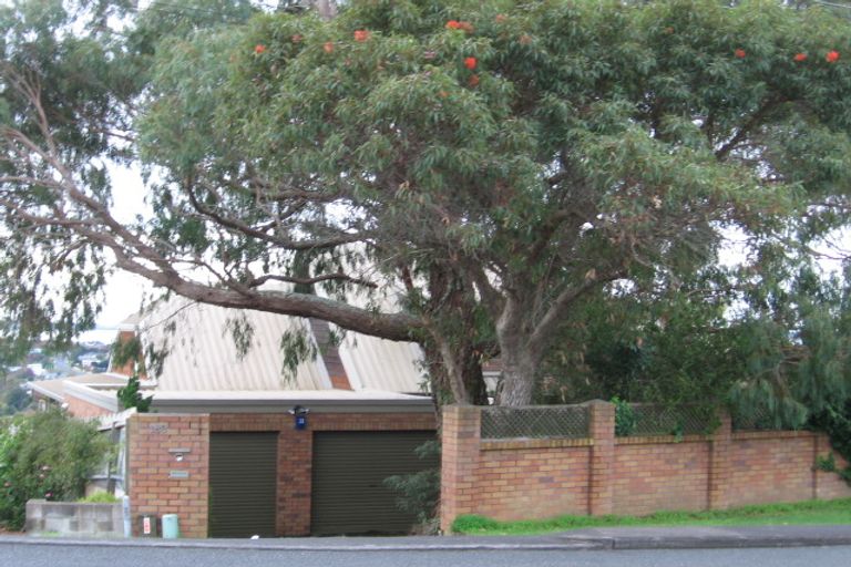 Photo of property in 168 Sandspit Road, Shelly Park, Auckland, 2014