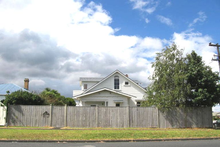 Photo of property in 1/86 Astley Avenue, New Lynn, Auckland, 0600