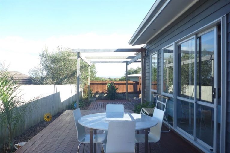 Photo of property in 64d Rototuna Road, Rototuna, Hamilton, 3210