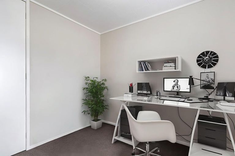 Photo of property in 6 Conifer Place, Te Puke, 3119