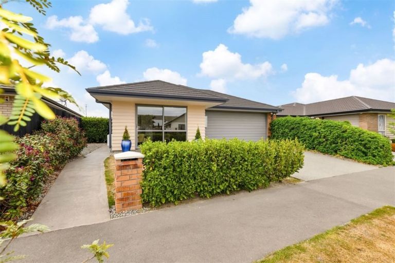 Photo of property in 11 Gallaghan Close, Wigram, Christchurch, 8042