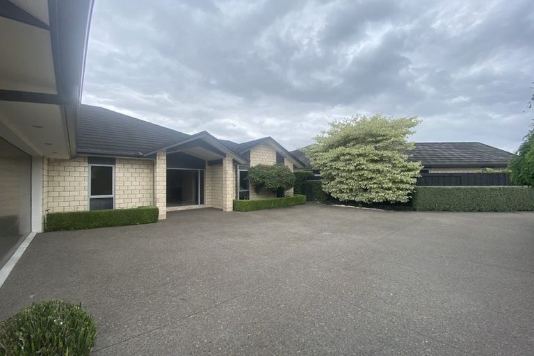 Photo of property in 25 Bramber Street, Flagstaff, Hamilton, 3210