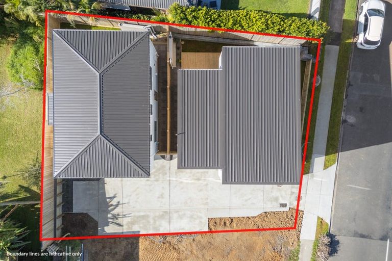 Photo of property in 16b Meadway, Sunnyhills, Auckland, 2010