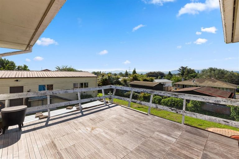 Photo of property in 4 Hawk Place, Selwyn Heights, Rotorua, 3015